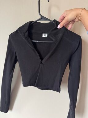 Sunday Best Black Crop Zip Up size XS